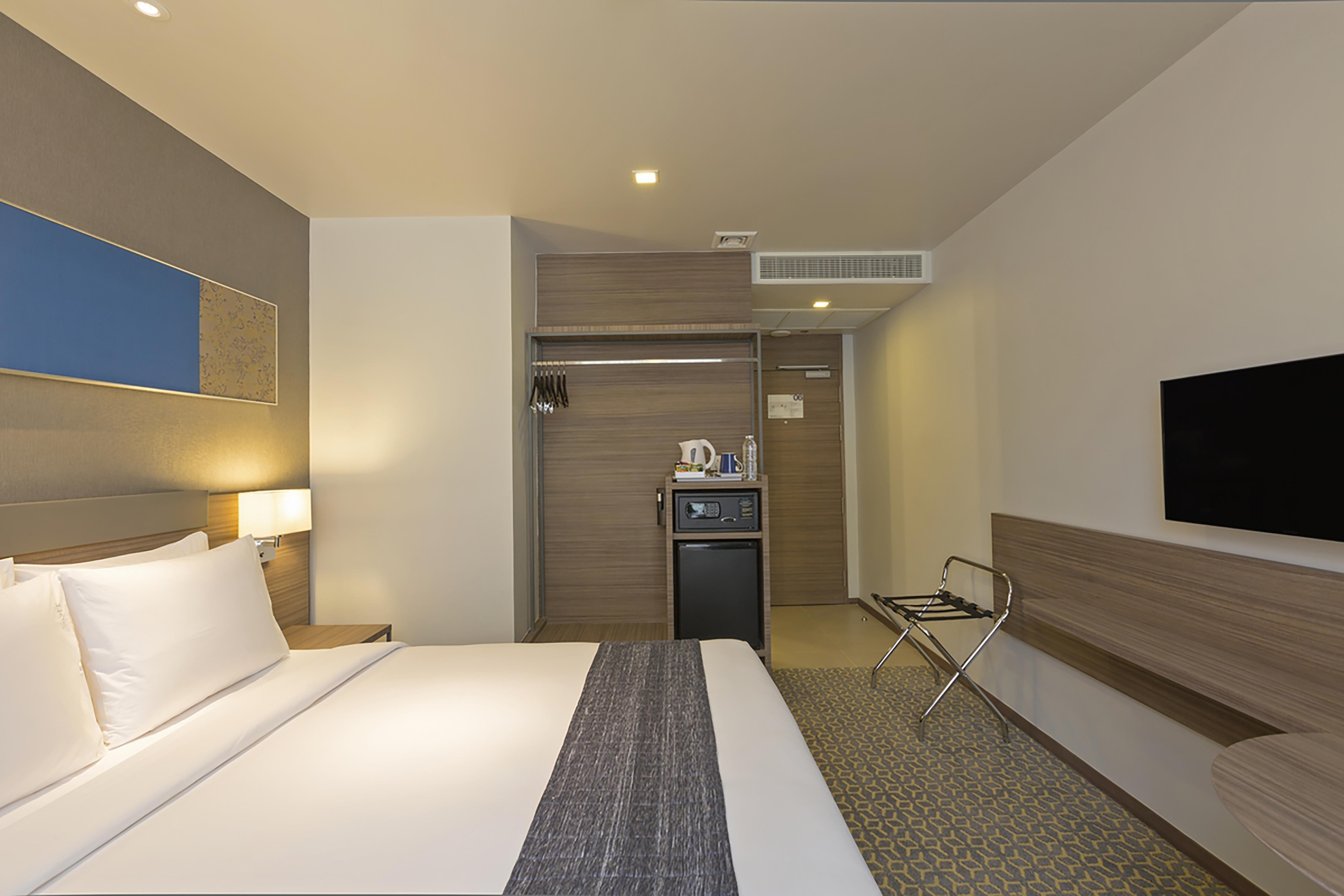 Holiday Inn Express Bangkok Sathorn By Ihg Kültér fotó