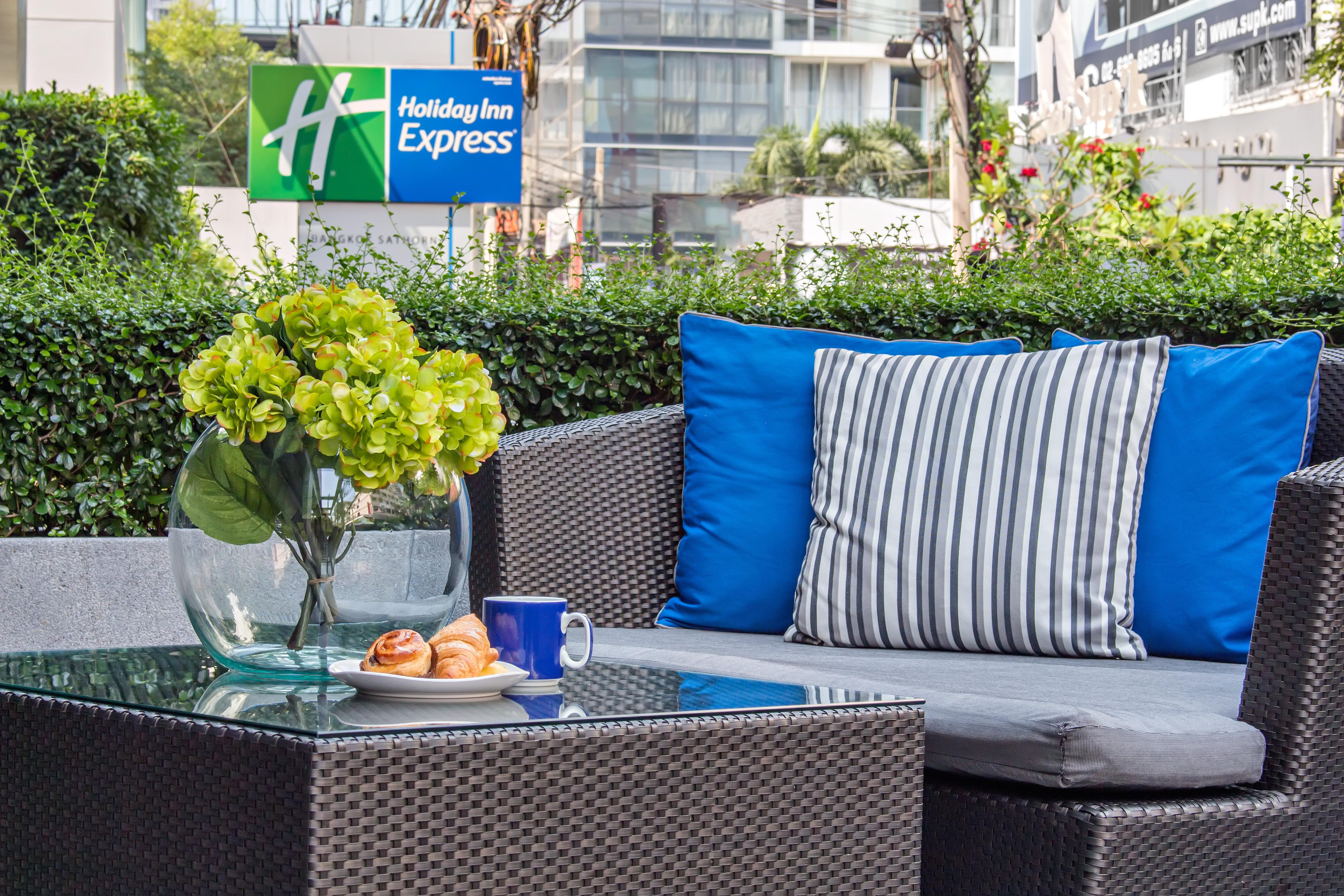 Holiday Inn Express Bangkok Sathorn By Ihg Kültér fotó