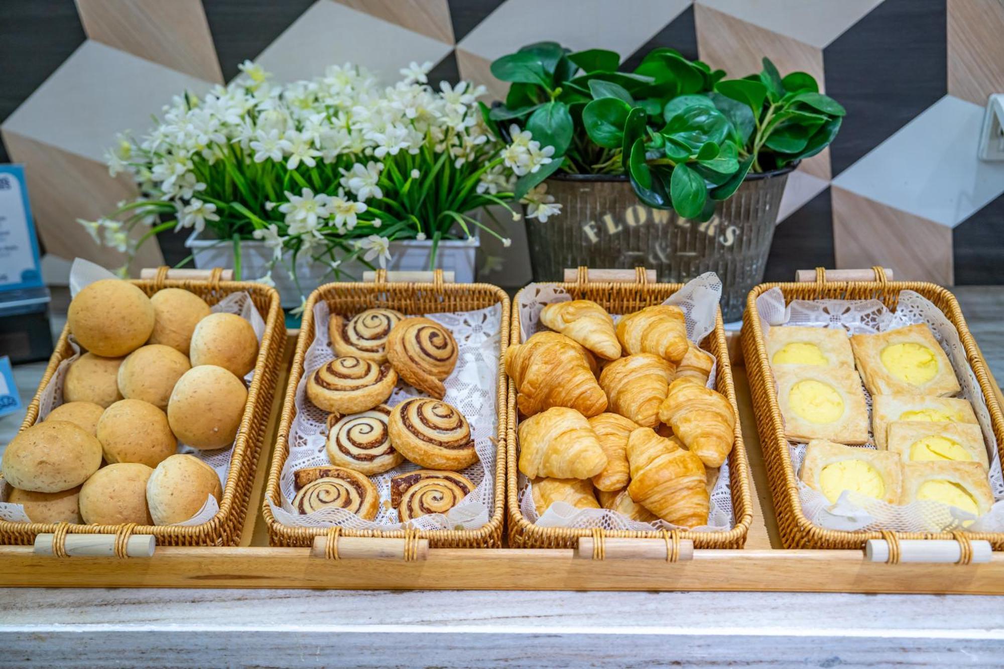 Holiday Inn Express Bangkok Sathorn By Ihg Kültér fotó